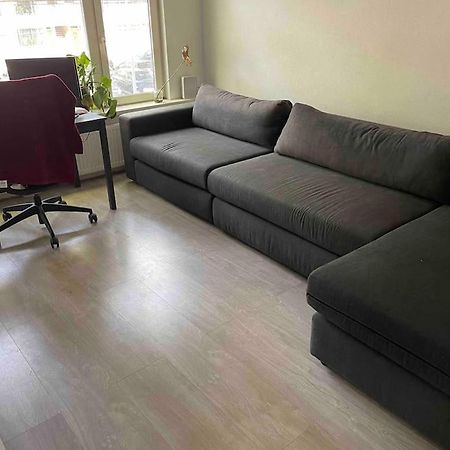 Private Double Bed Room Only With Balcony In Apartment Rotterdam Exteriér fotografie